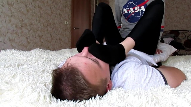Goddess Ygfoot Commands Devoted Foot Worship in Exclusive OnlyFans and Fansly Clip